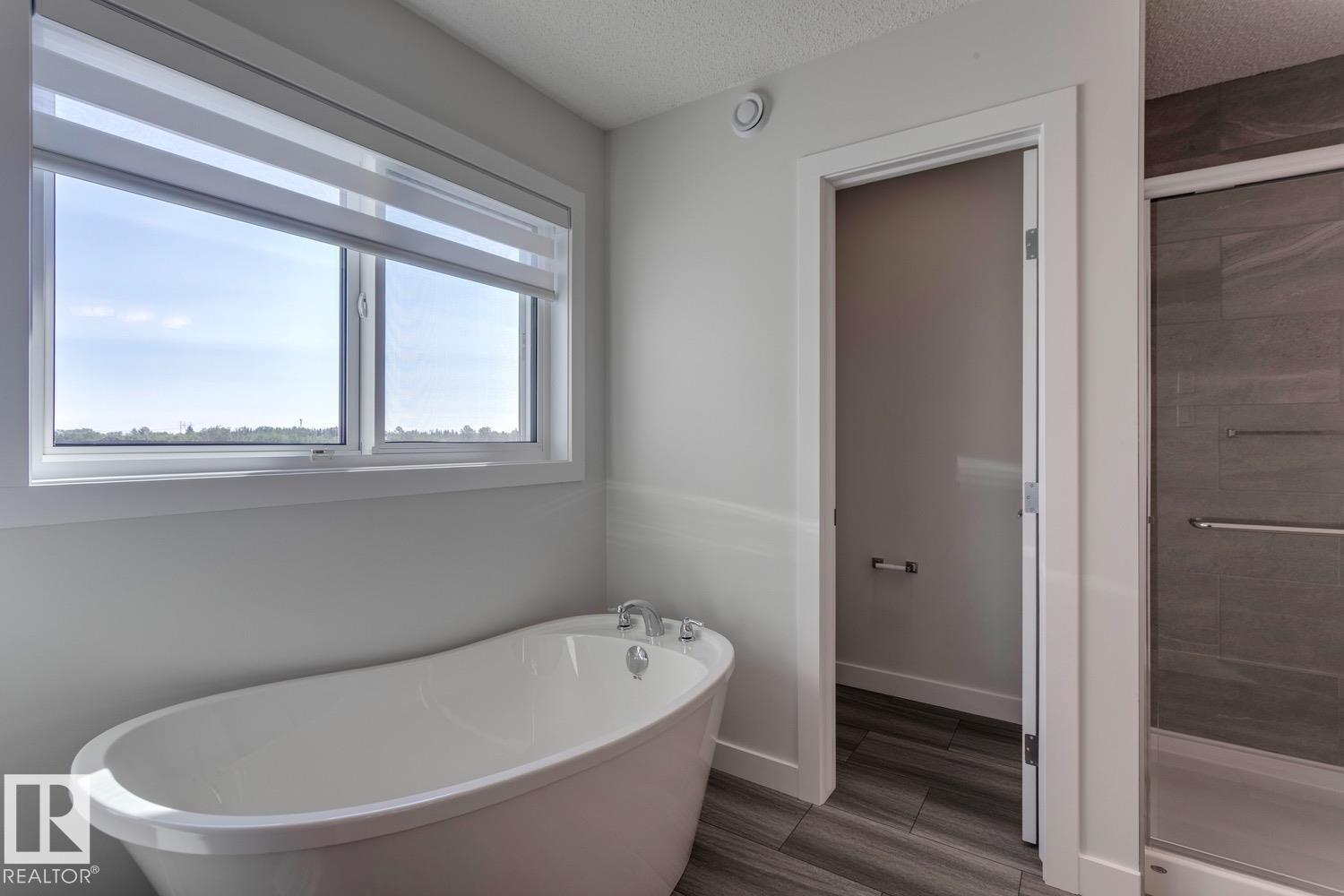 19007 20 Avenue NW - Photo 36