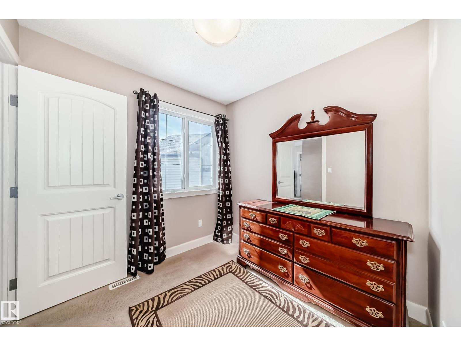 16520 136 ST NW, Edmonton