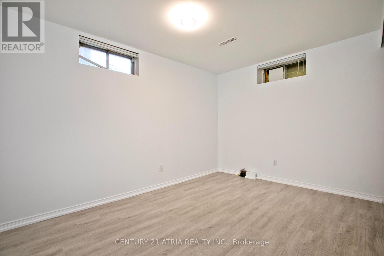 53 CONISTAN ROAD — photo 41
