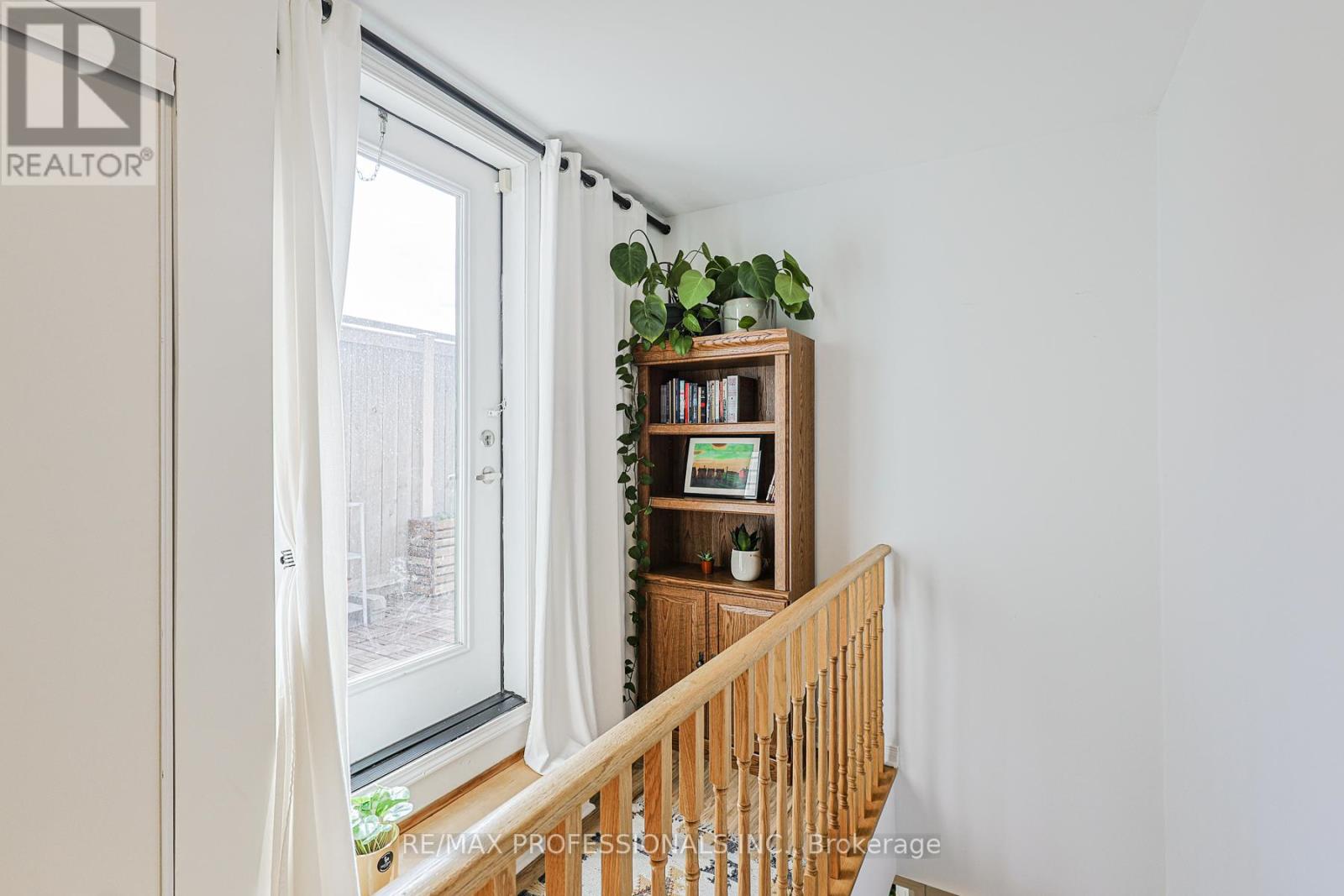 #13 873 WILSON AVENUE - 26