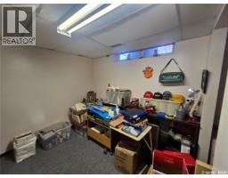 579 Poplar Crescent, Shaunavon, SK S0N2M0 Photo 20