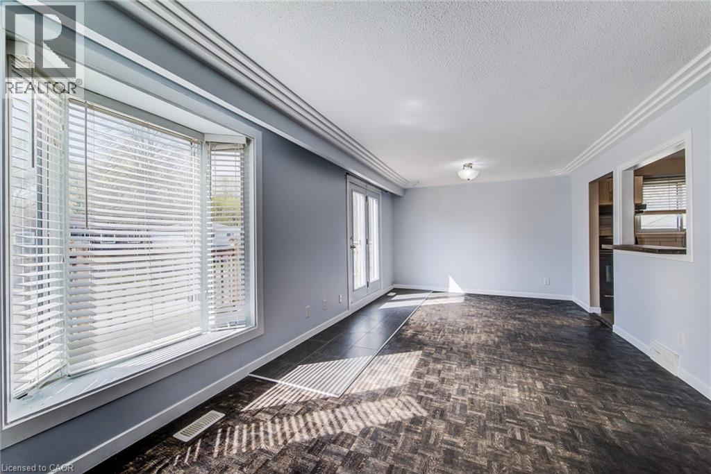 114 DALEGROVE Drive — photo 13