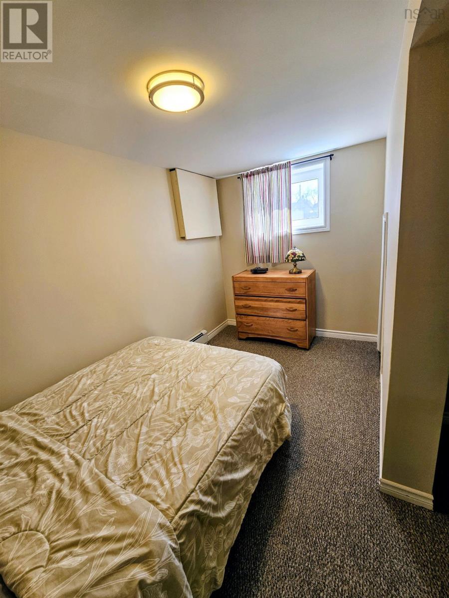 Property 22 of 44 of 14 Edina Street