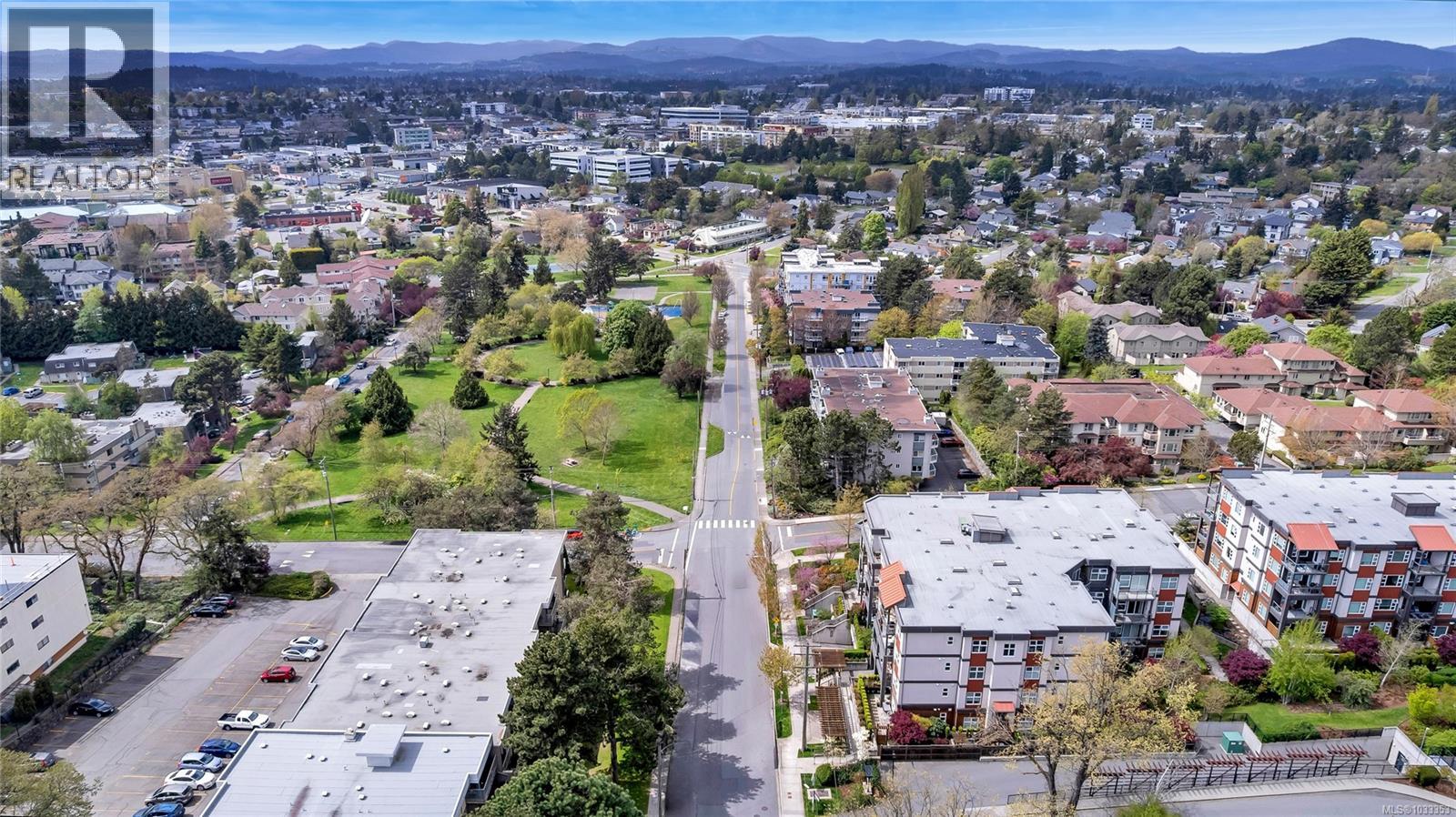 309 1000 Inverness Road, Saanich