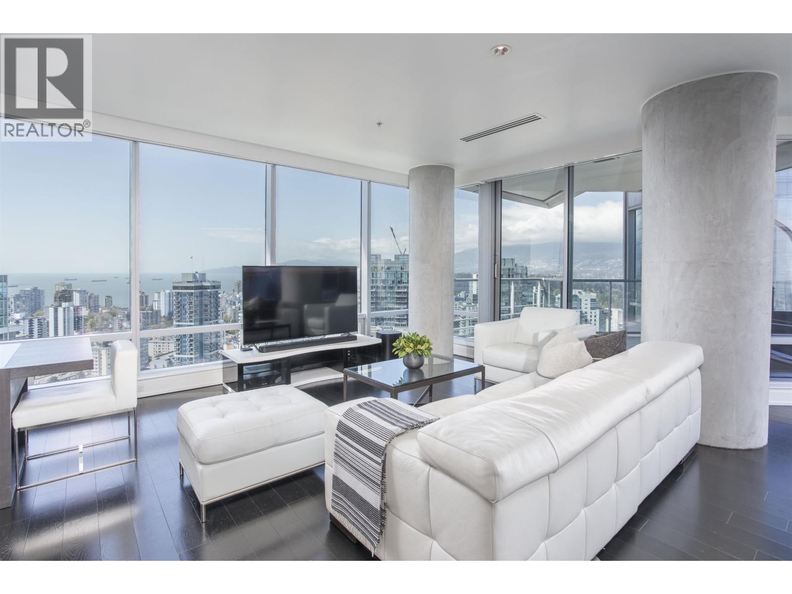 3402 1111 ALBERNI STREET