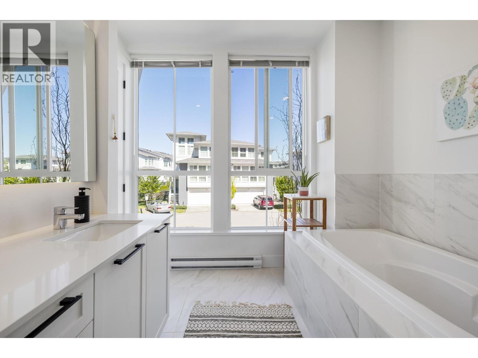 #110-4638 ORCA Way, Tsawwassen