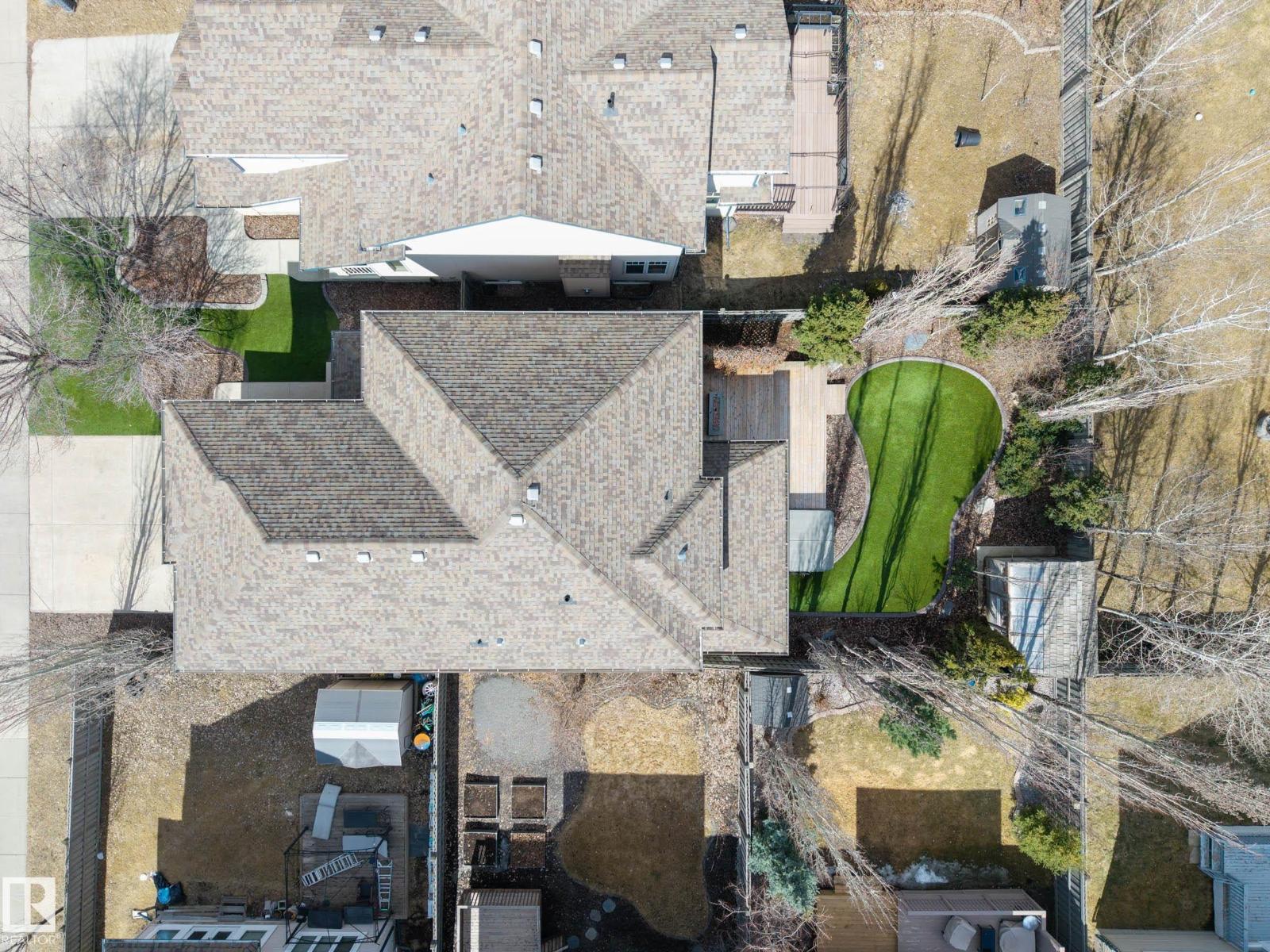 1110 ARMITAGE CR SW - 29