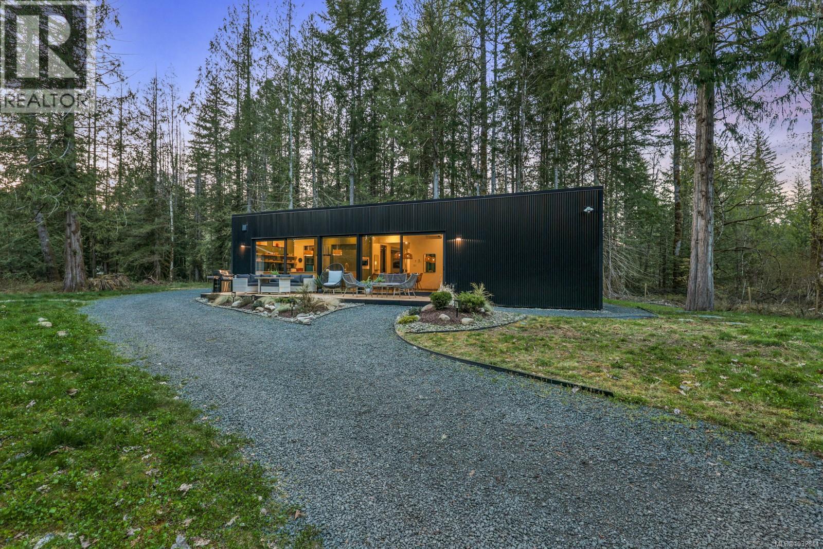 4638/4628 Forbidden Plateau Rd - 38