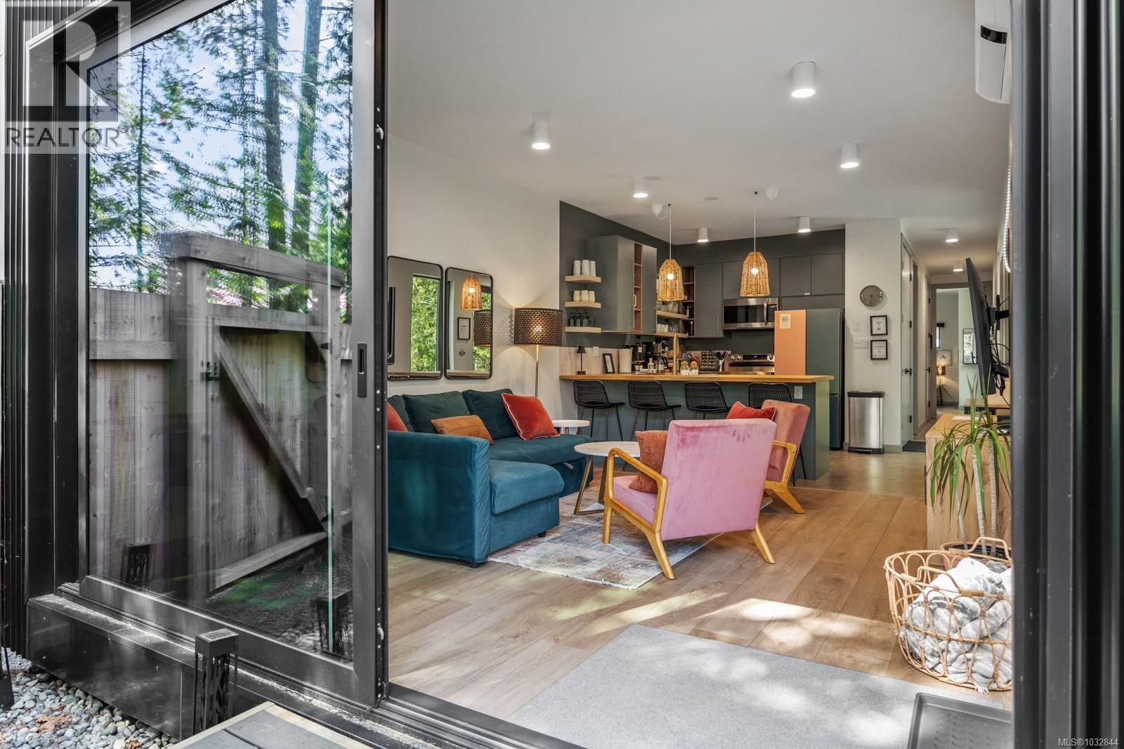 4638/4628 Forbidden Plateau Rd - 52