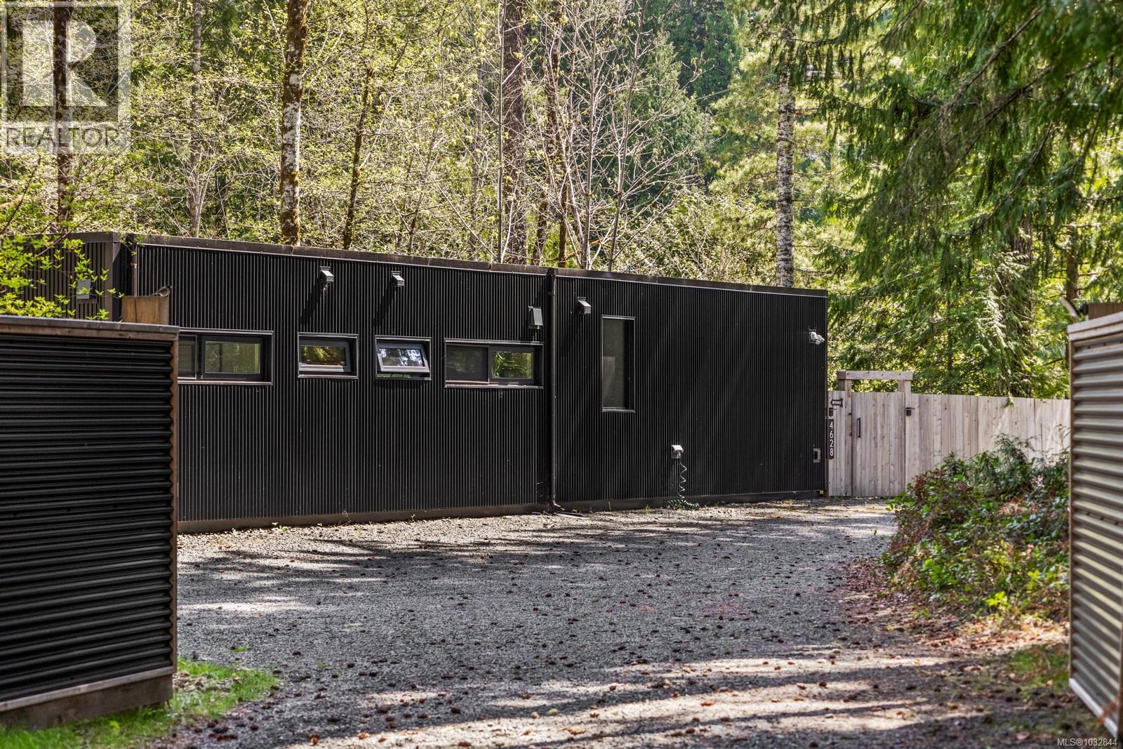 4638/4628 Forbidden Plateau Rd - 44