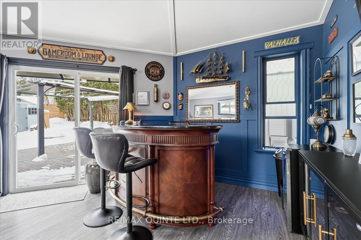 Bar area in family room
