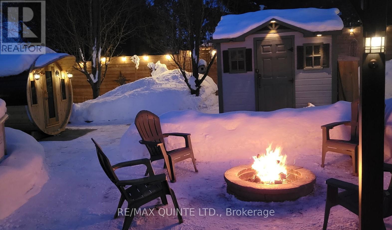Beautiful backyard to enjoy all seasons