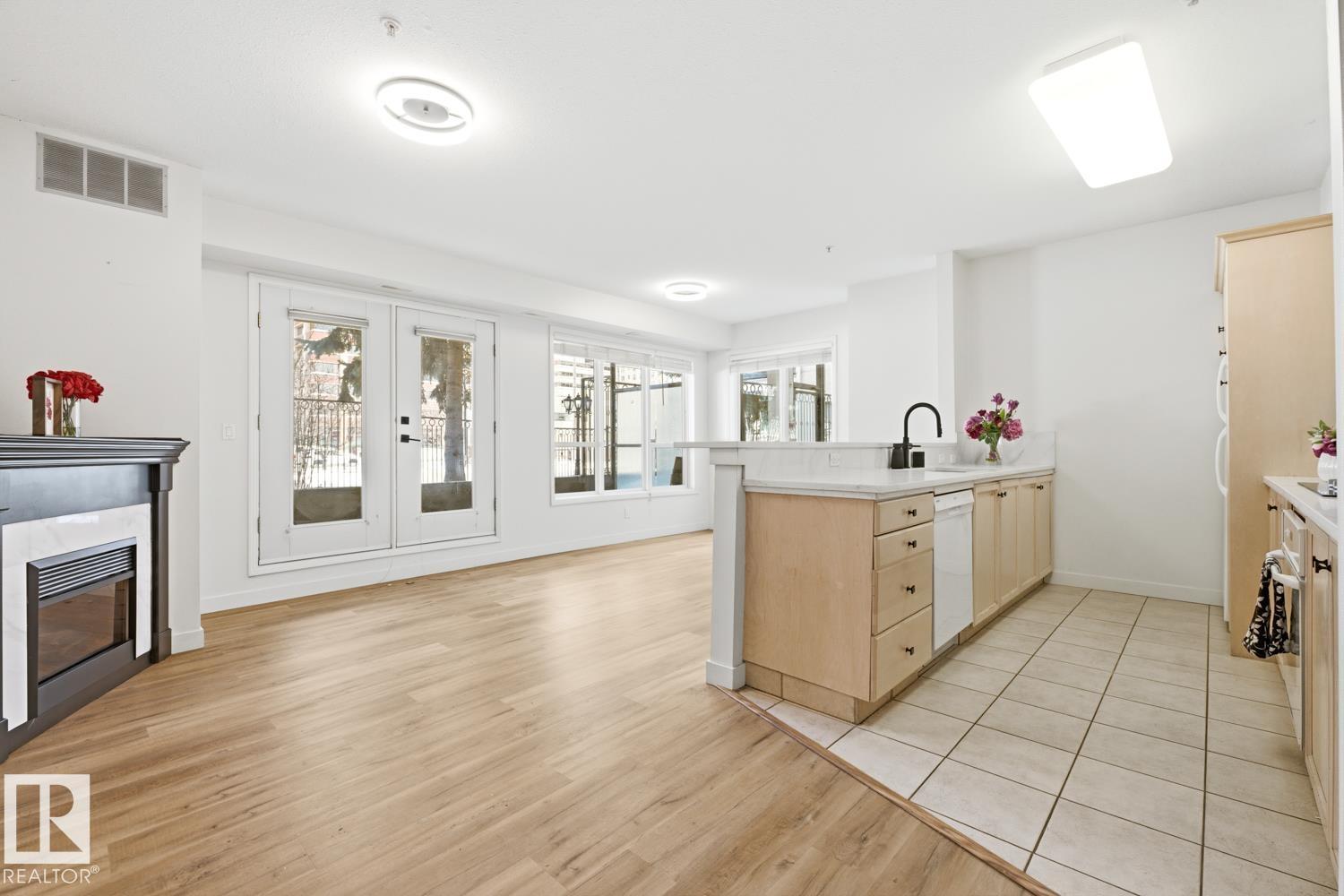 #124 10023 110 ST NW, Edmonton
