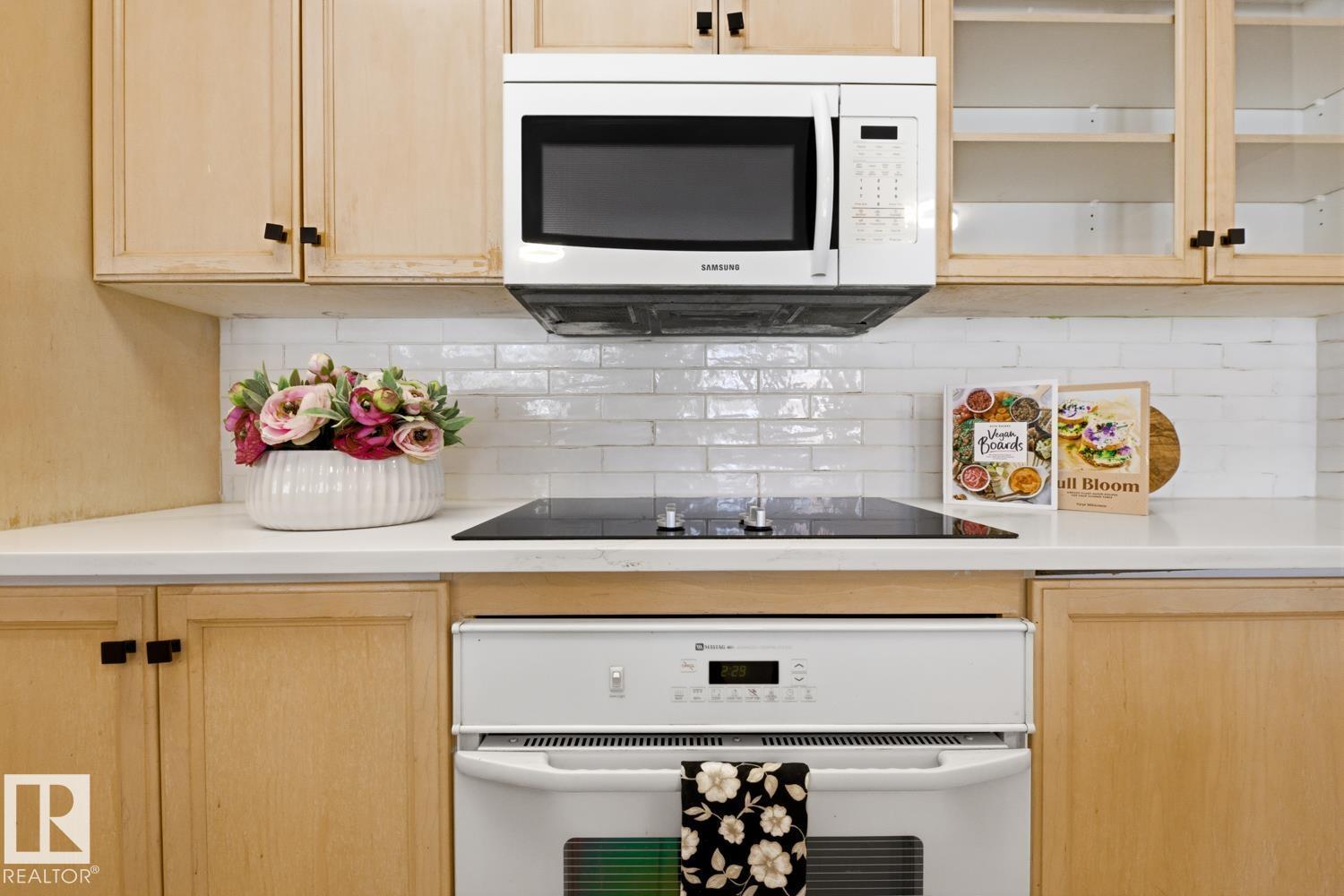 #124 10023 110 ST NW, Edmonton