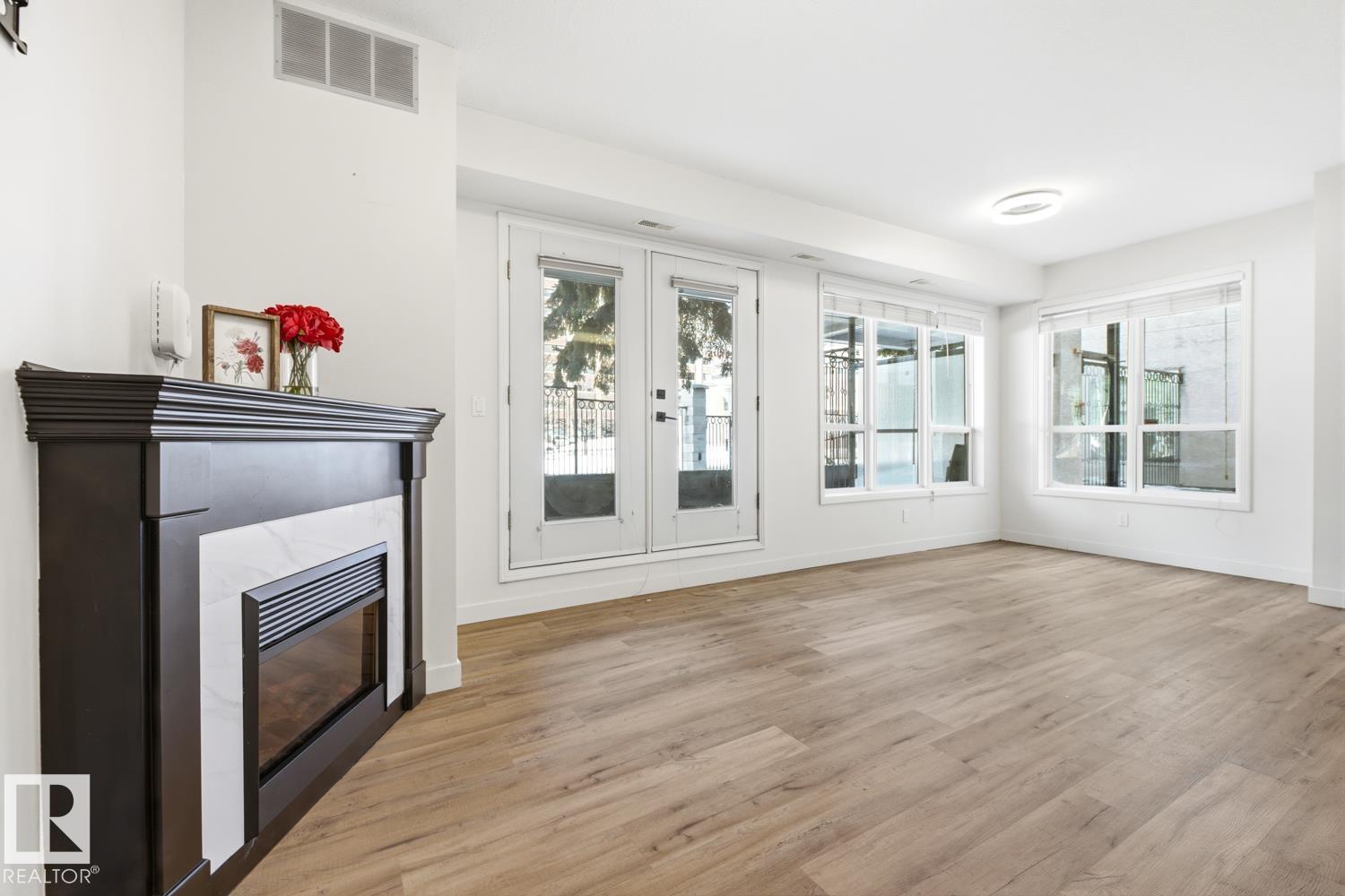 #124 10023 110 ST NW, Edmonton