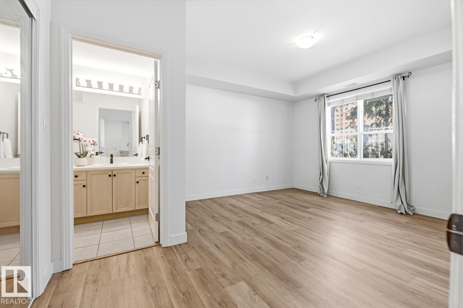 #124 10023 110 ST NW, Edmonton