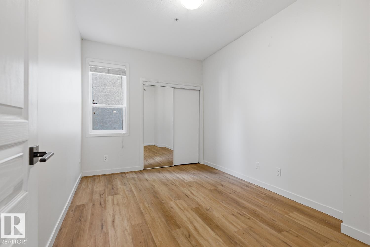 #124 10023 110 ST NW, Edmonton