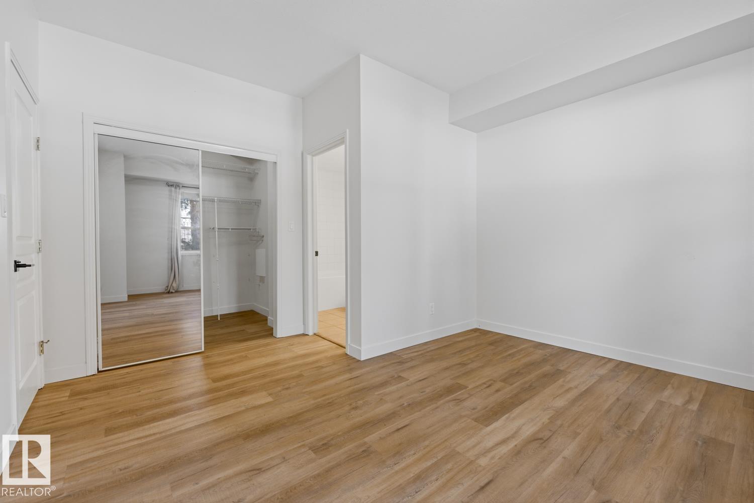 #124 10023 110 ST NW, Edmonton