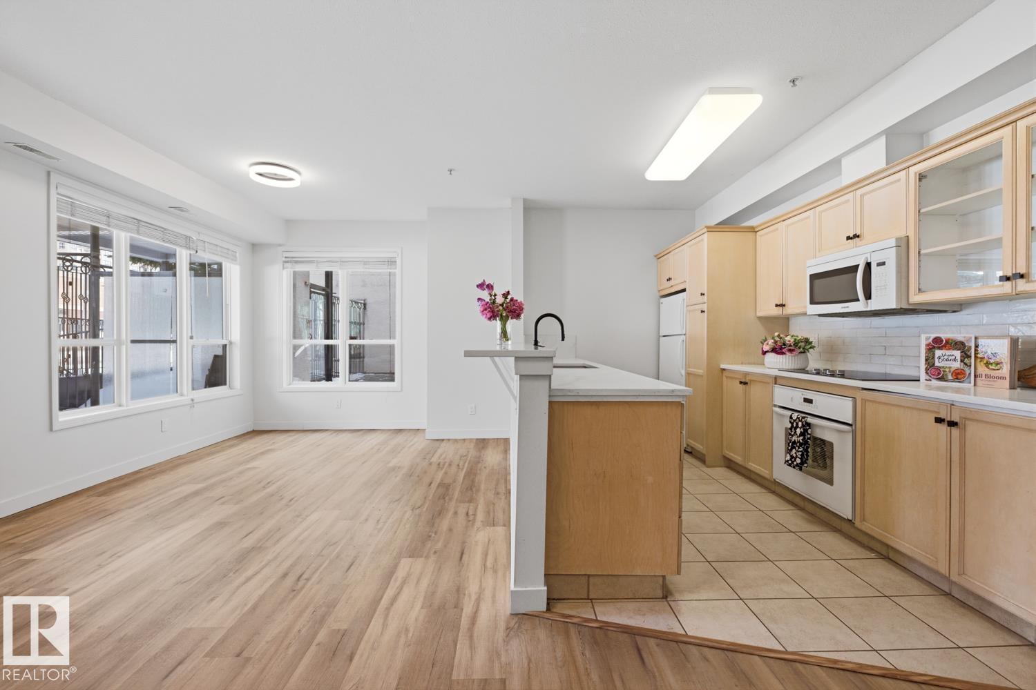 #124 10023 110 ST NW, Edmonton