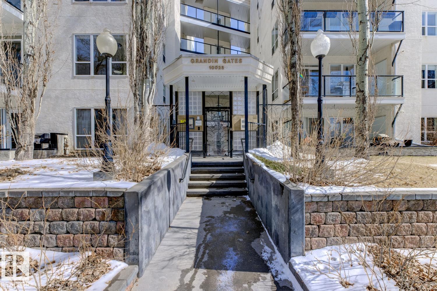 #124 10023 110 ST NW, Edmonton