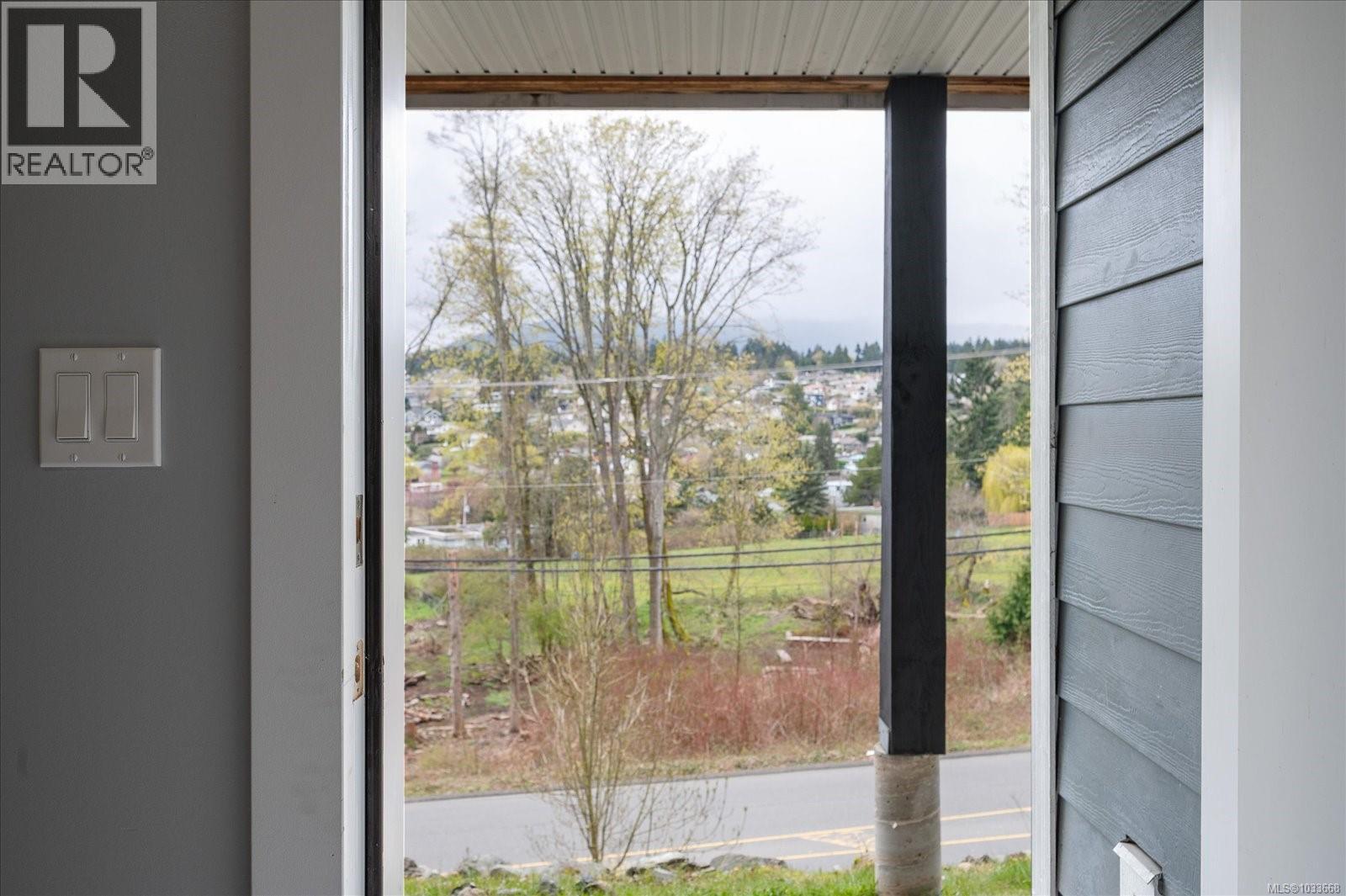 1460 Sherwood Dr - 66