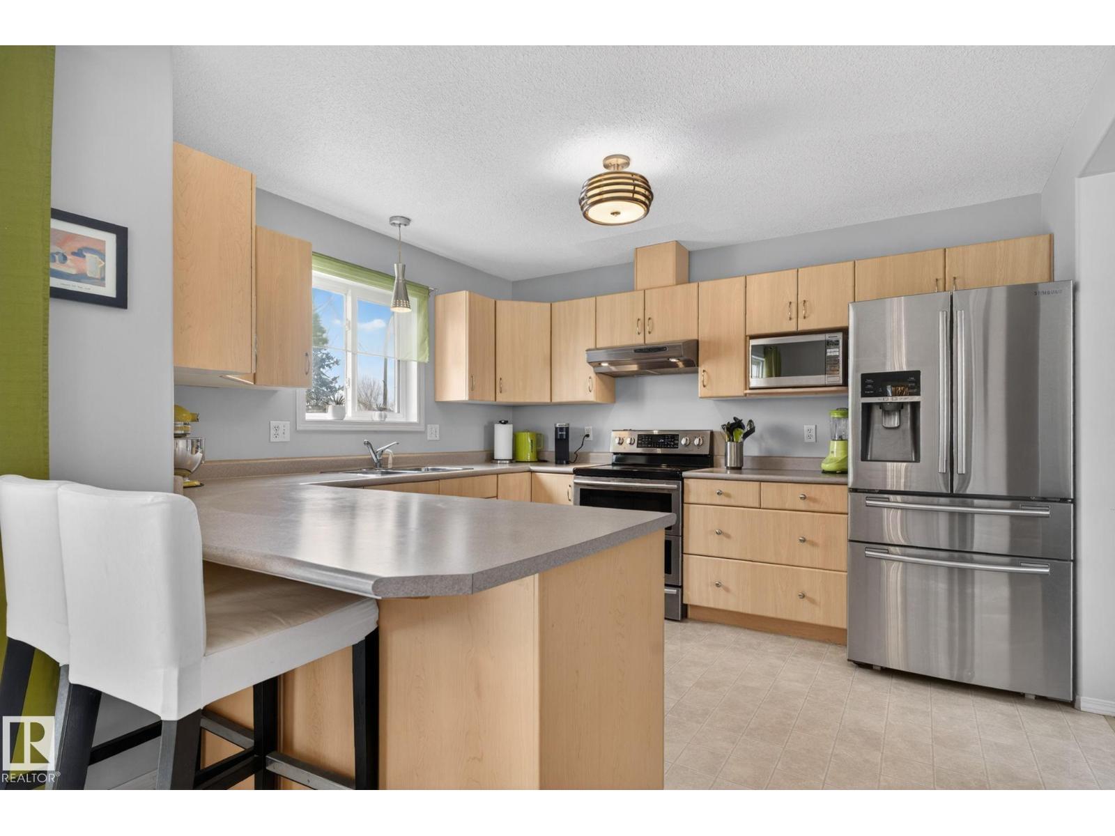 #27 225 BLACKBURN DR E SW, Edmonton