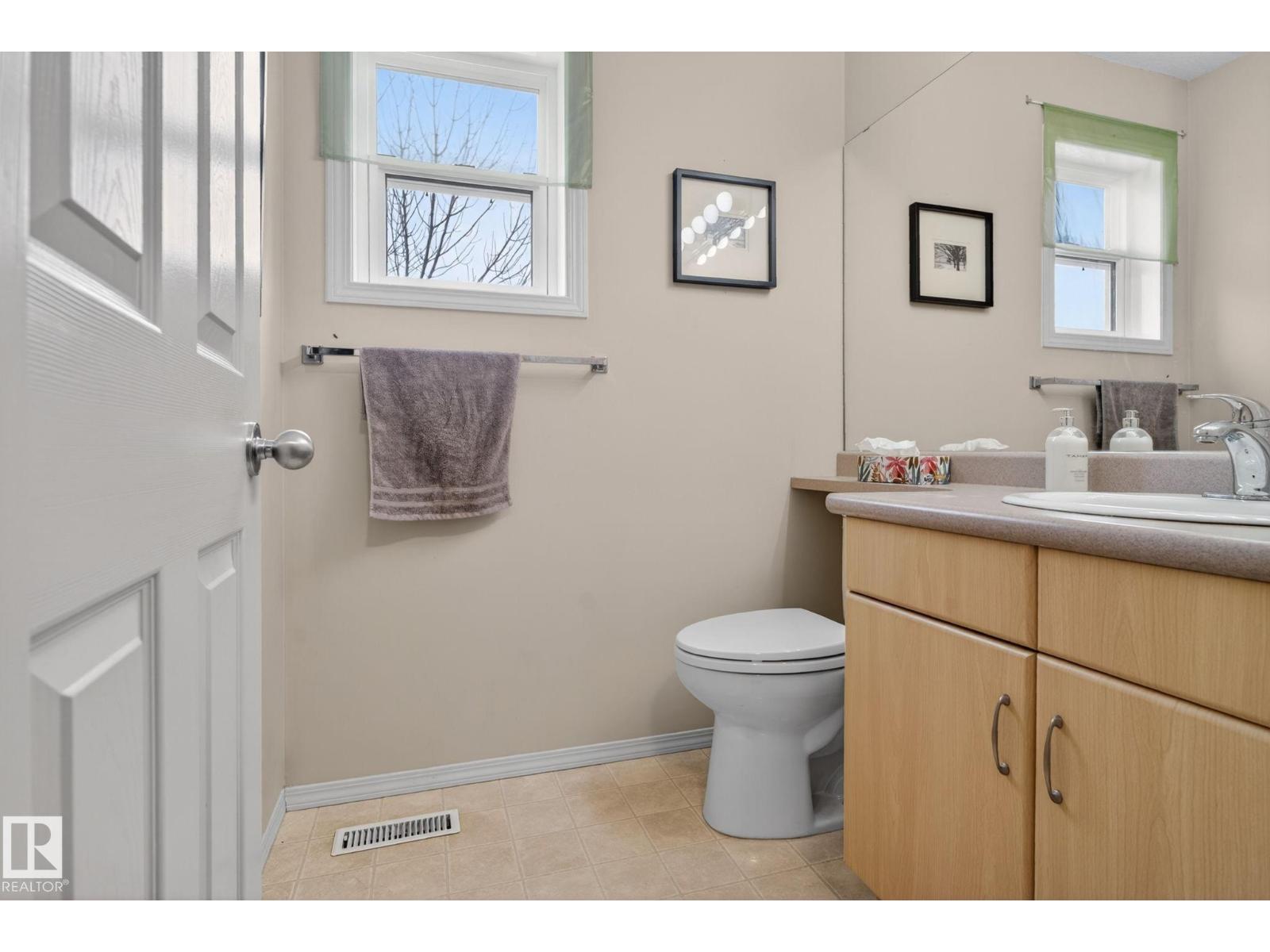 #27 225 BLACKBURN DR E SW, Edmonton