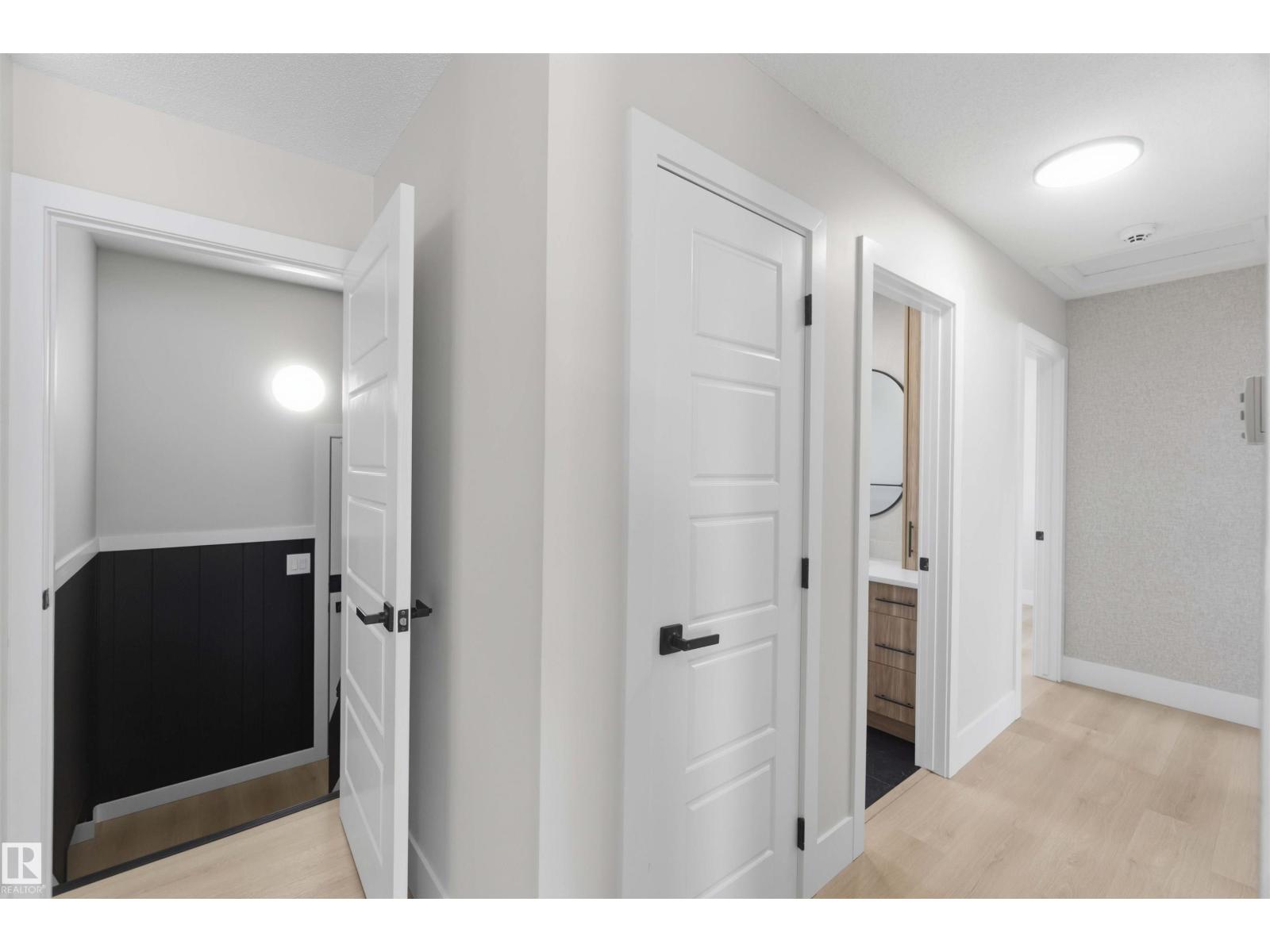 15015 95 ST NW, Edmonton