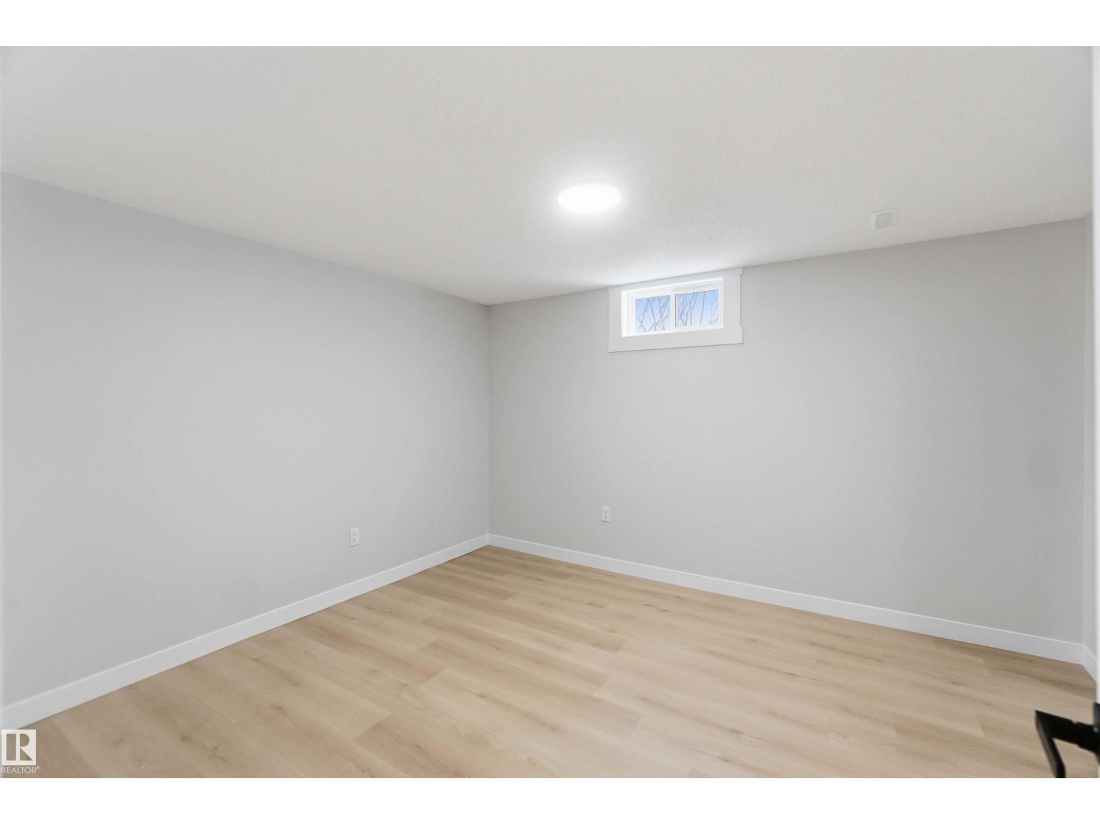 15015 95 ST NW, Edmonton