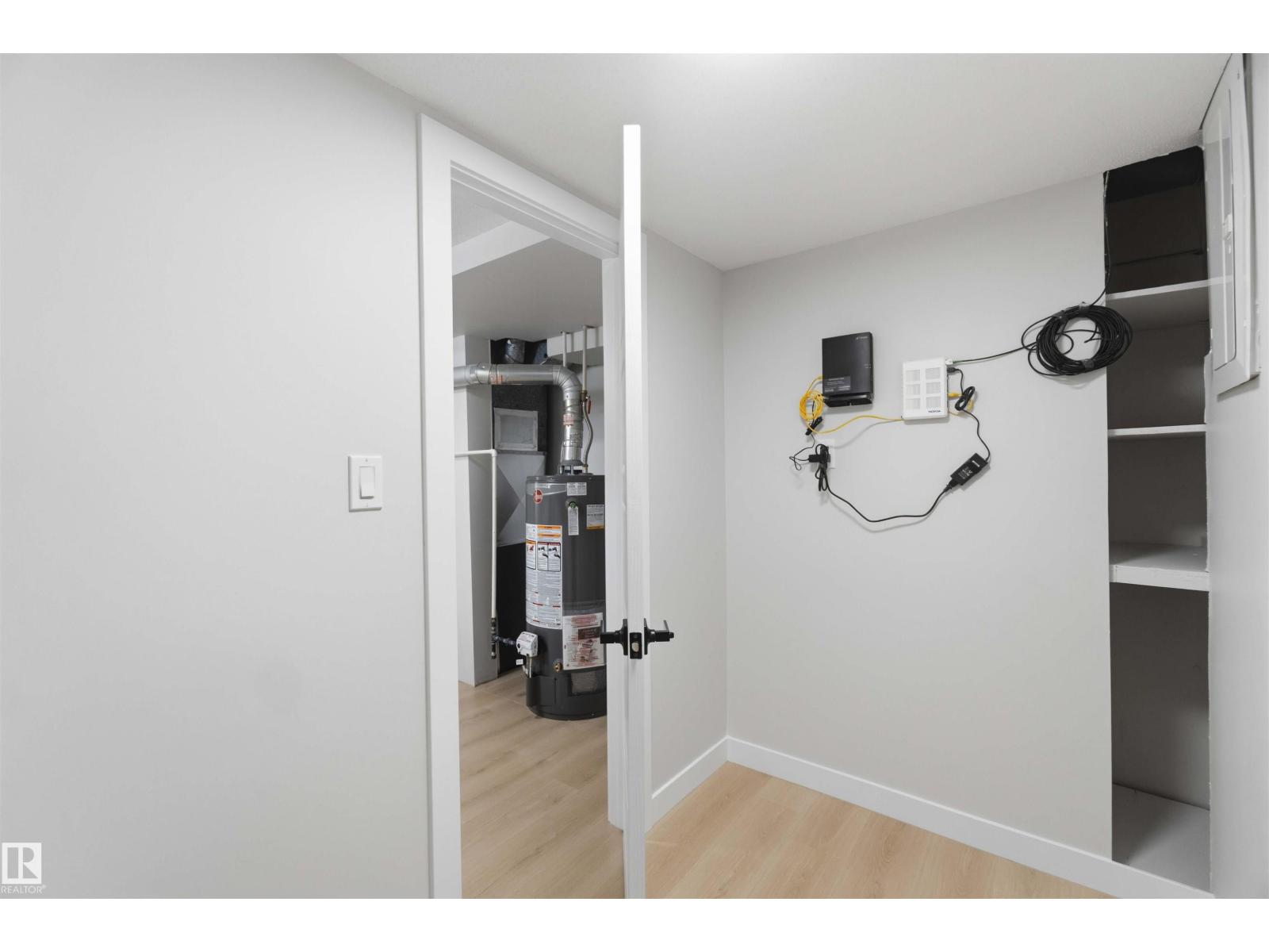 15015 95 ST NW, Edmonton