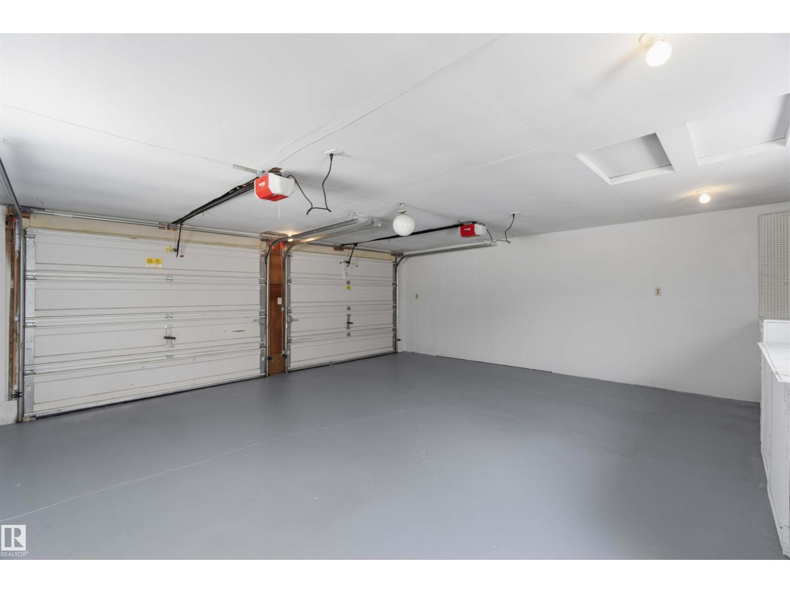 15015 95 ST NW, Edmonton