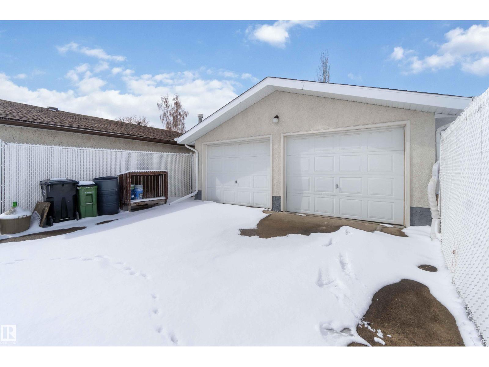 15015 95 ST NW, Edmonton