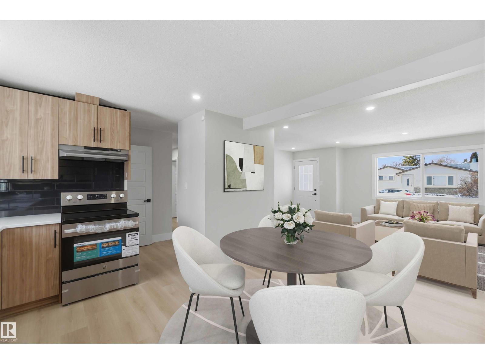 15015 95 ST NW, Edmonton