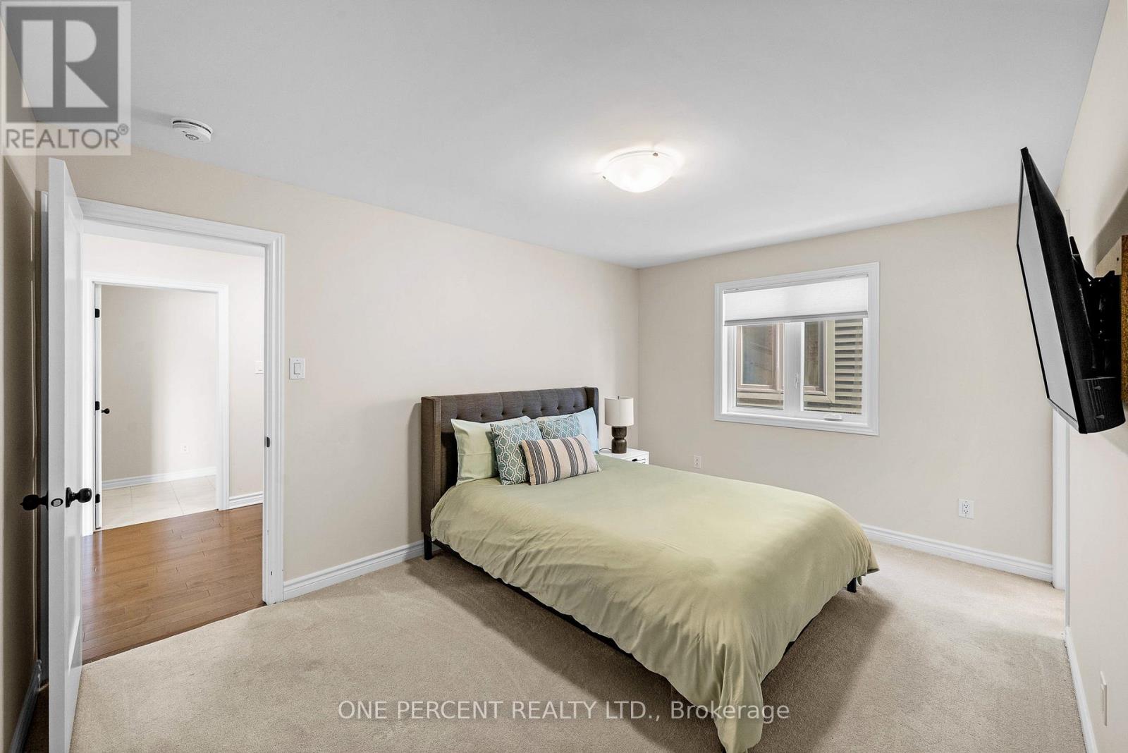 63 ARIDUS CRESCENT - 36