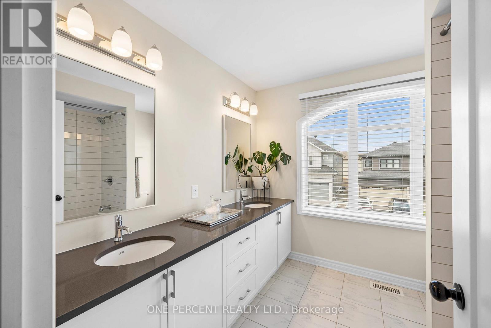 63 ARIDUS CRESCENT - 43
