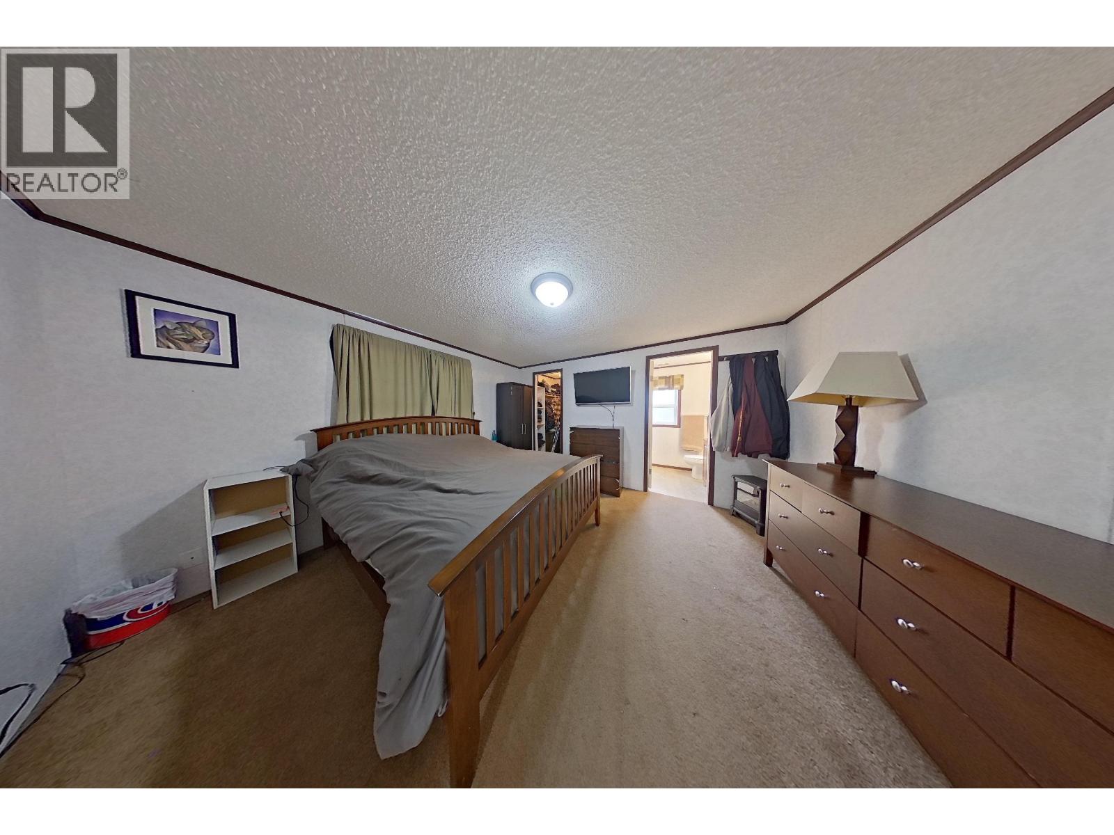 Photo 11 of 18 — 32505 GRANT ROAD · Prince George, BC