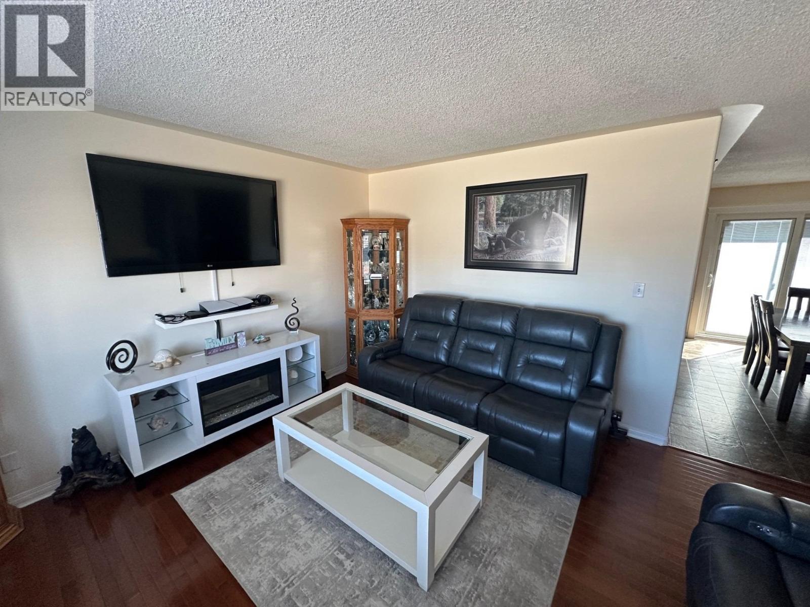 10603 113 AVENUE - 7