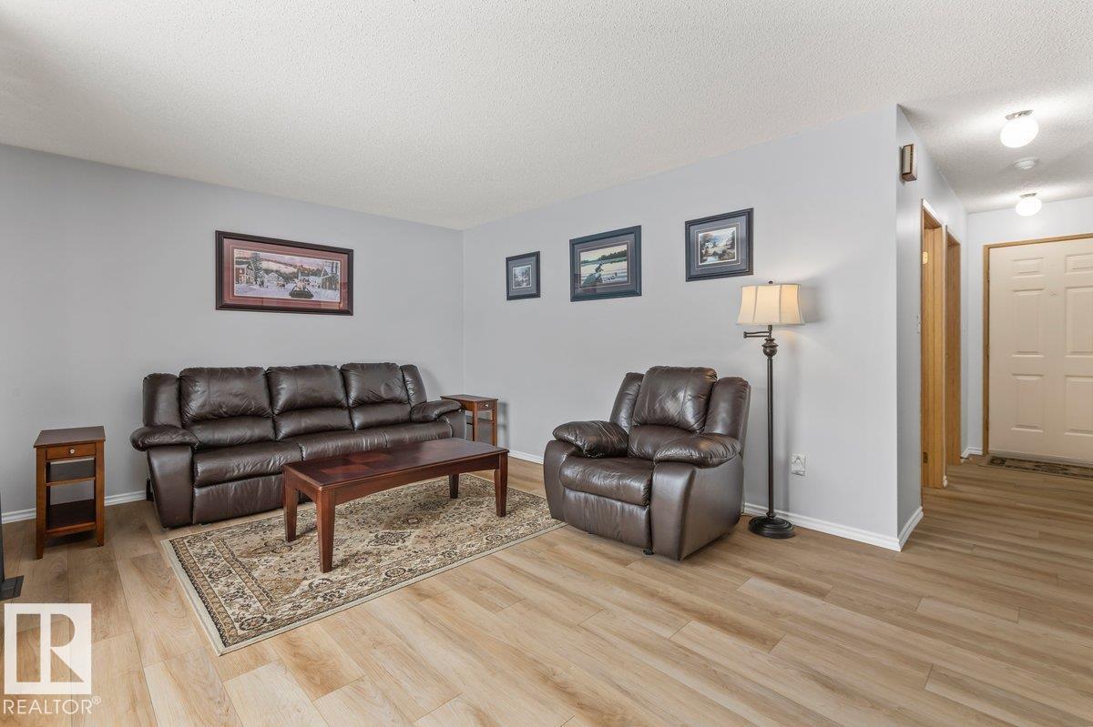 219 KNOTTWOOD RD N NW - 14