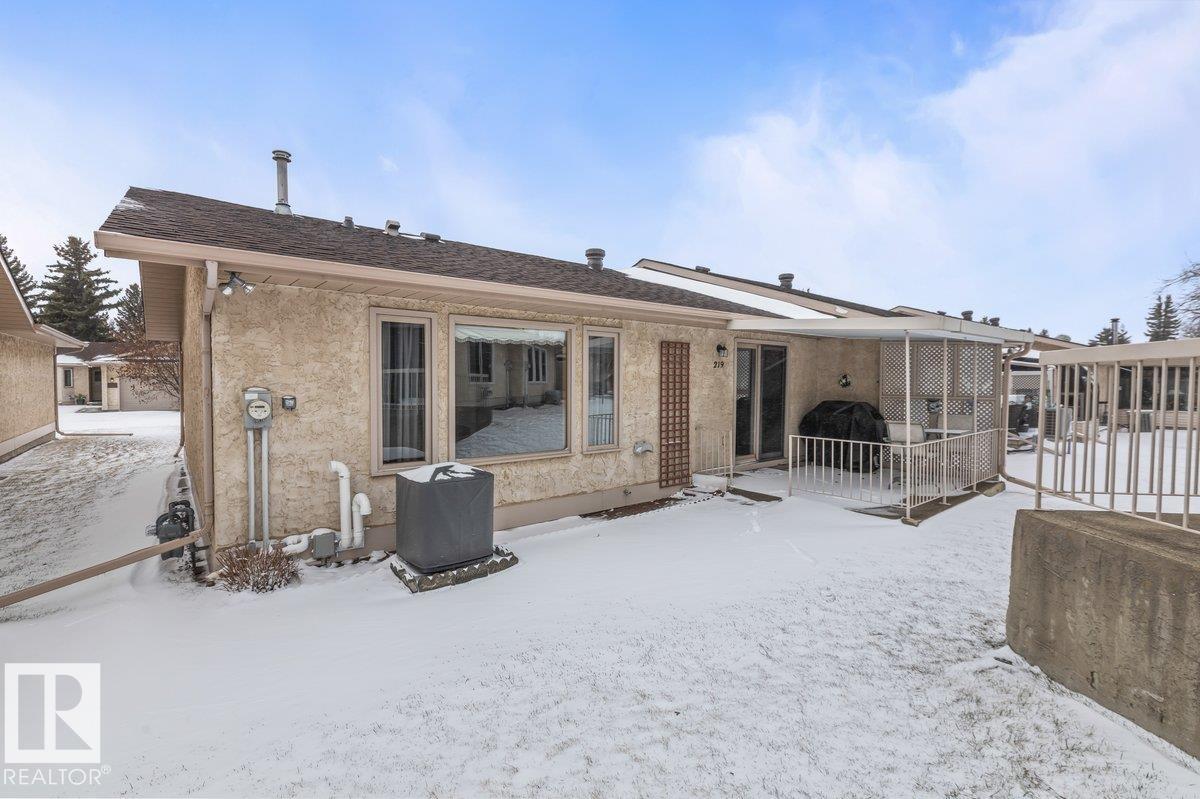 219 KNOTTWOOD RD N NW - 37
