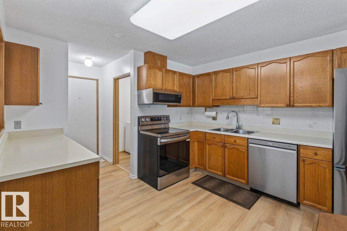 219 KNOTTWOOD RD N NW - 5