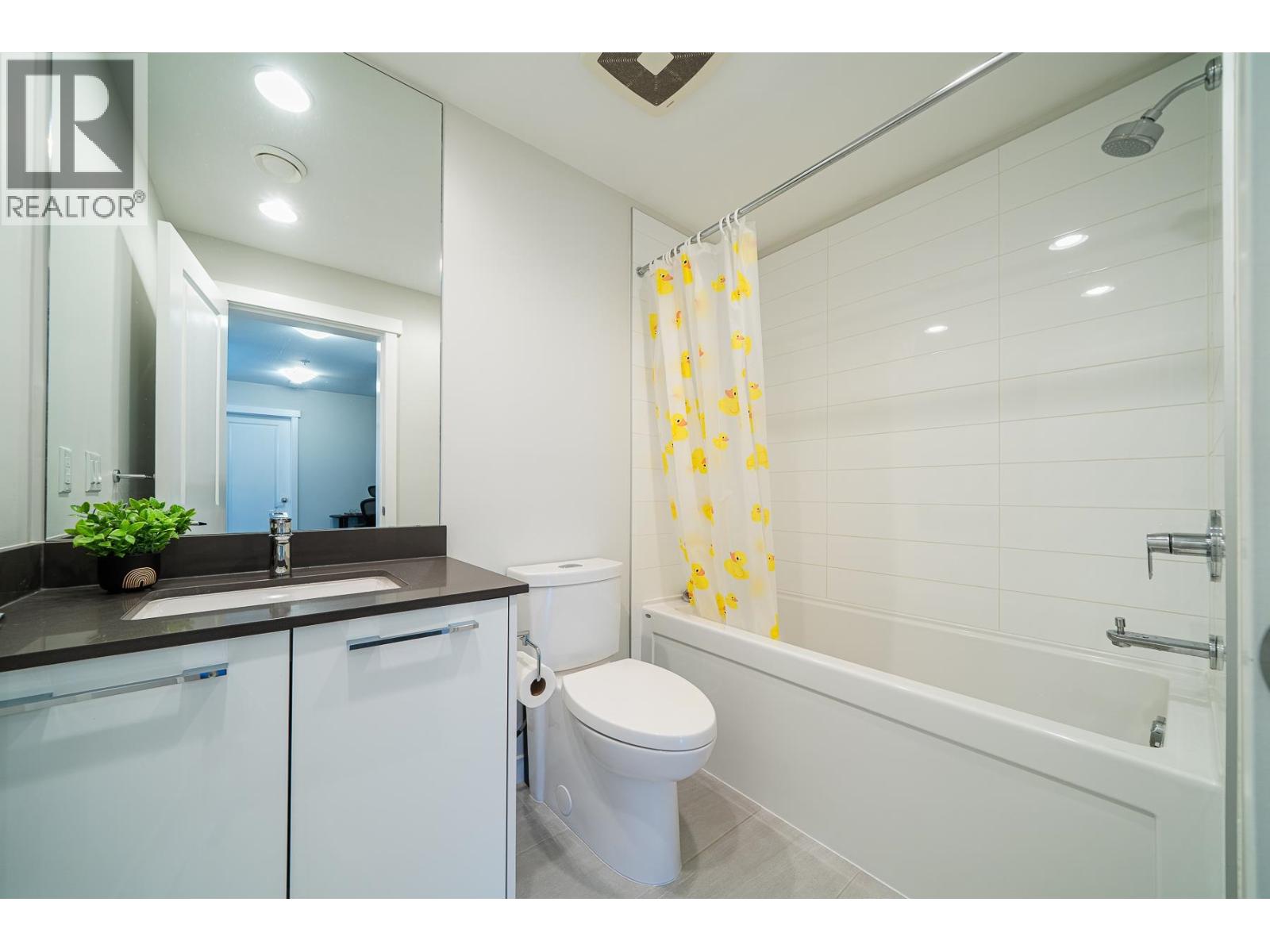 #213-9551 ALEXANDRA Road, Richmond