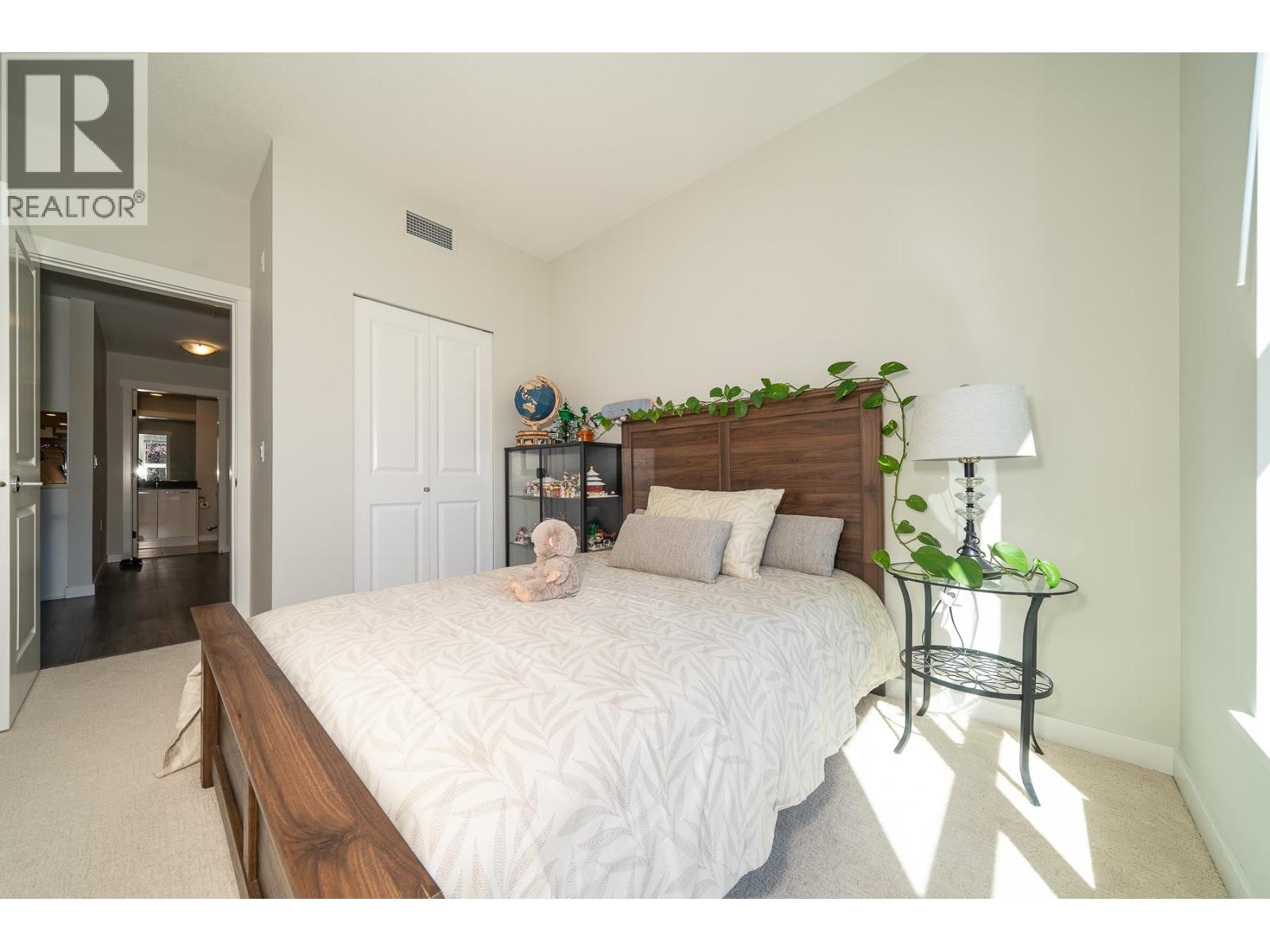 #213-9551 ALEXANDRA Road, Richmond