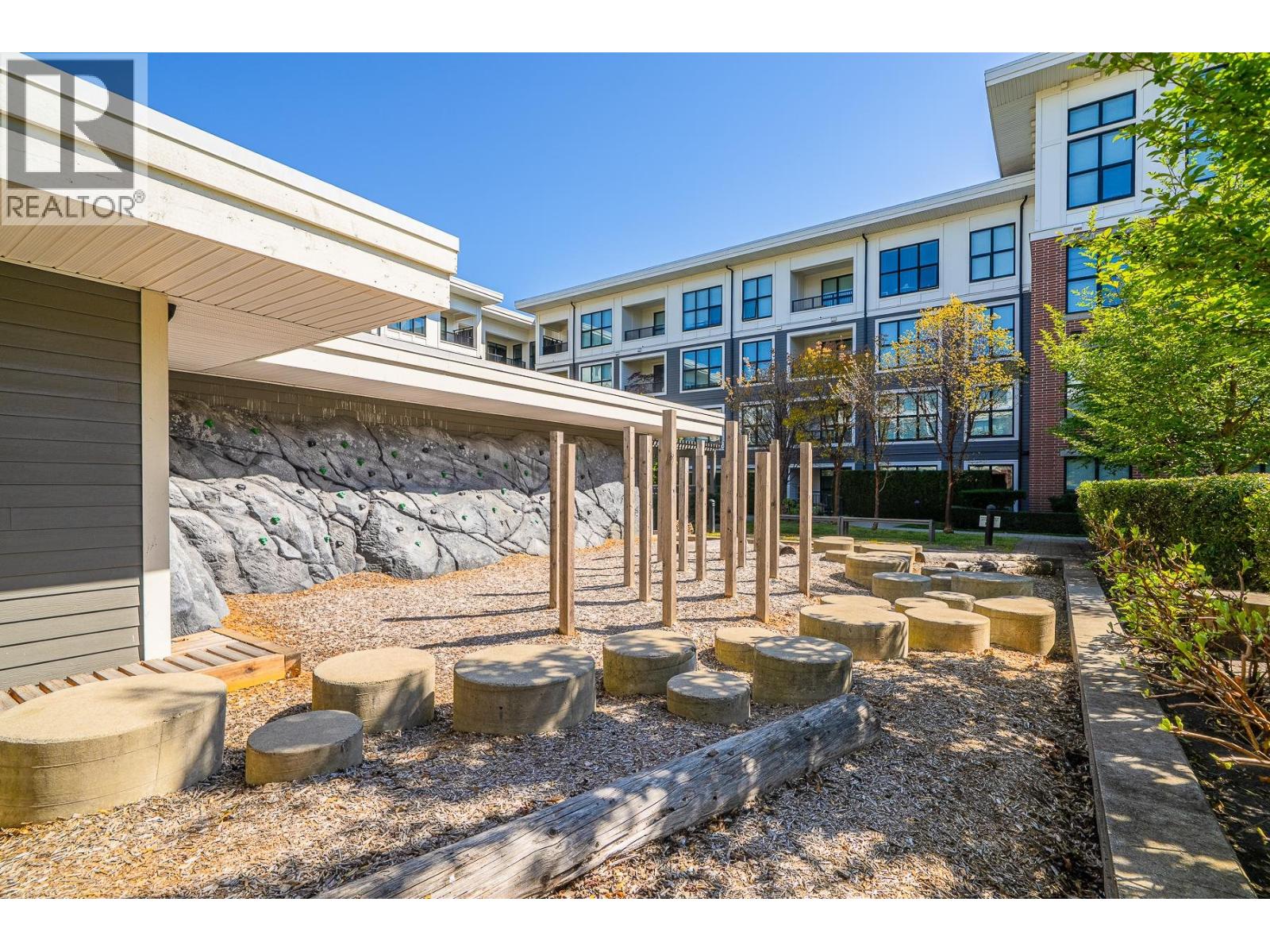 #213-9551 ALEXANDRA Road, Richmond