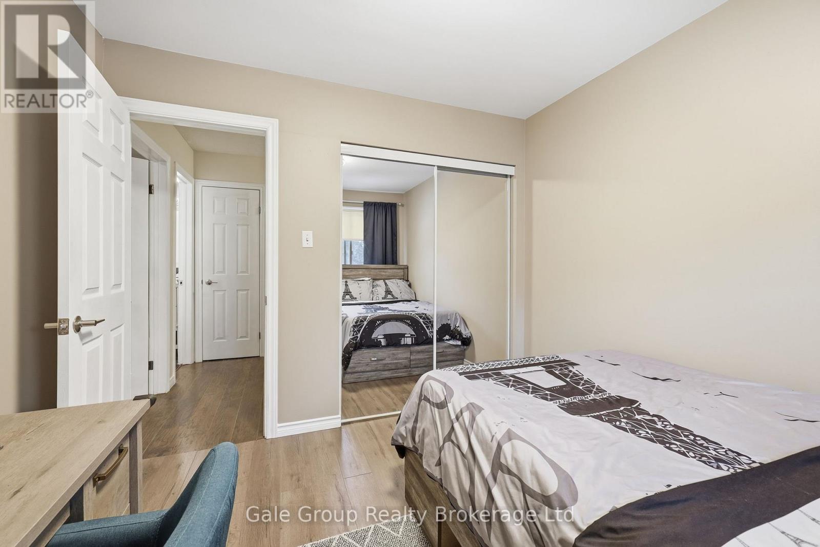 599 GAINSBOROUGH ROAD — photo 35
