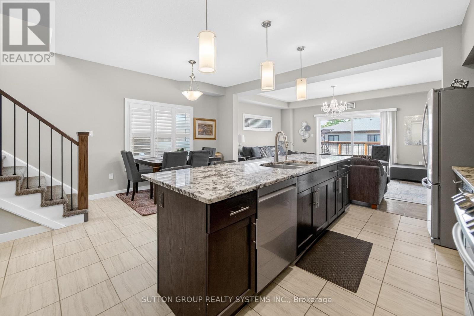 917 ROBERT FERRIE DRIVE - 12