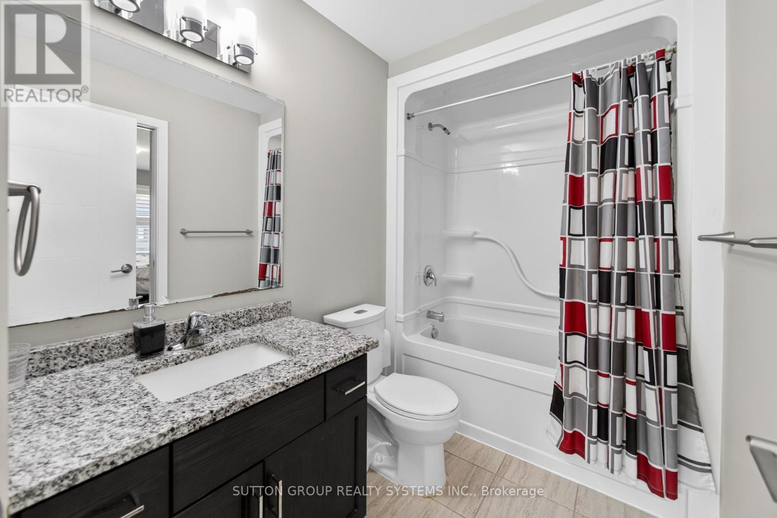 917 ROBERT FERRIE DRIVE - 34