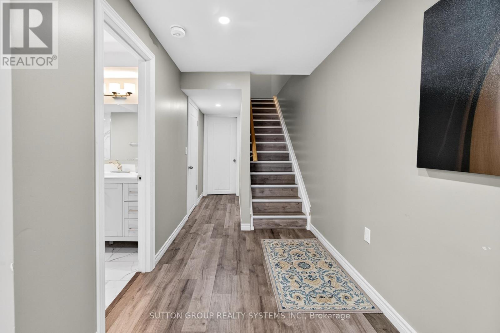 917 ROBERT FERRIE DRIVE - 36