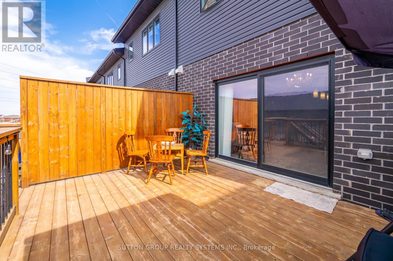 917 ROBERT FERRIE DRIVE - 46