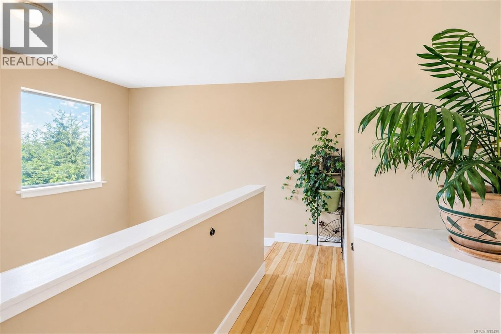 380 Pacific Cres, Ucluelet