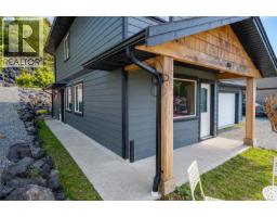 380 Pacific Cres, Ucluelet, BC V0R3A0 Photo 20